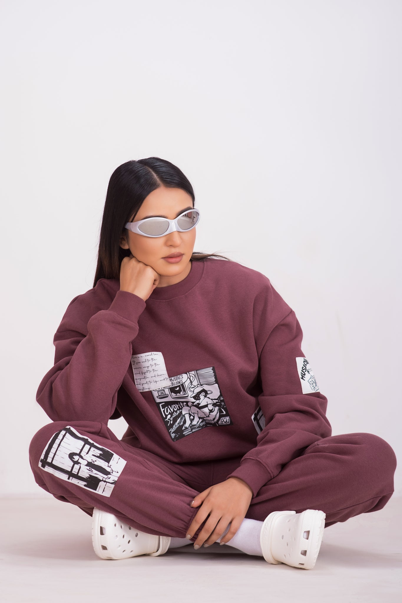 Iconic Musician Oversized Sweatshirt and Jogger Set for Women
