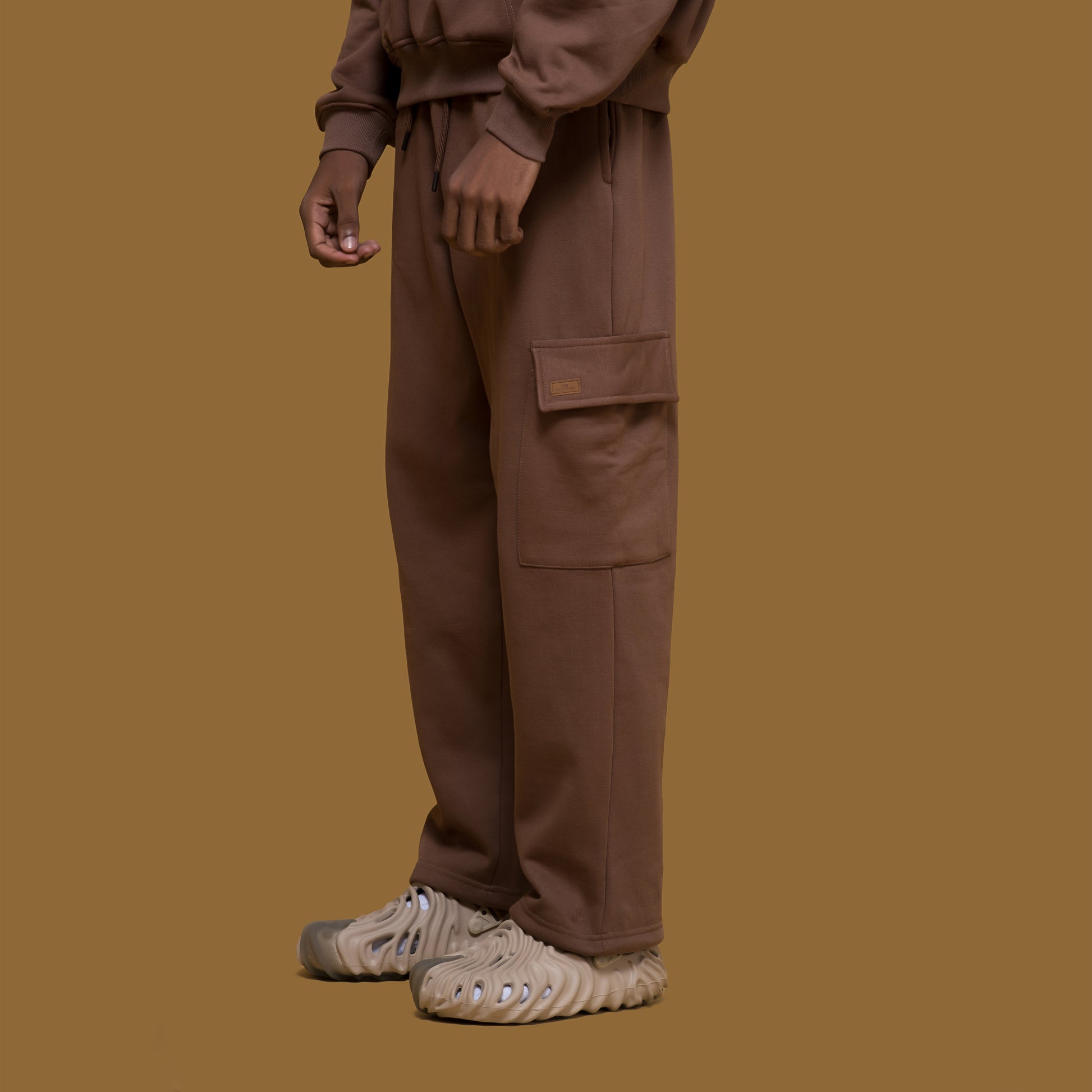 adjustable cuffed sweatpants