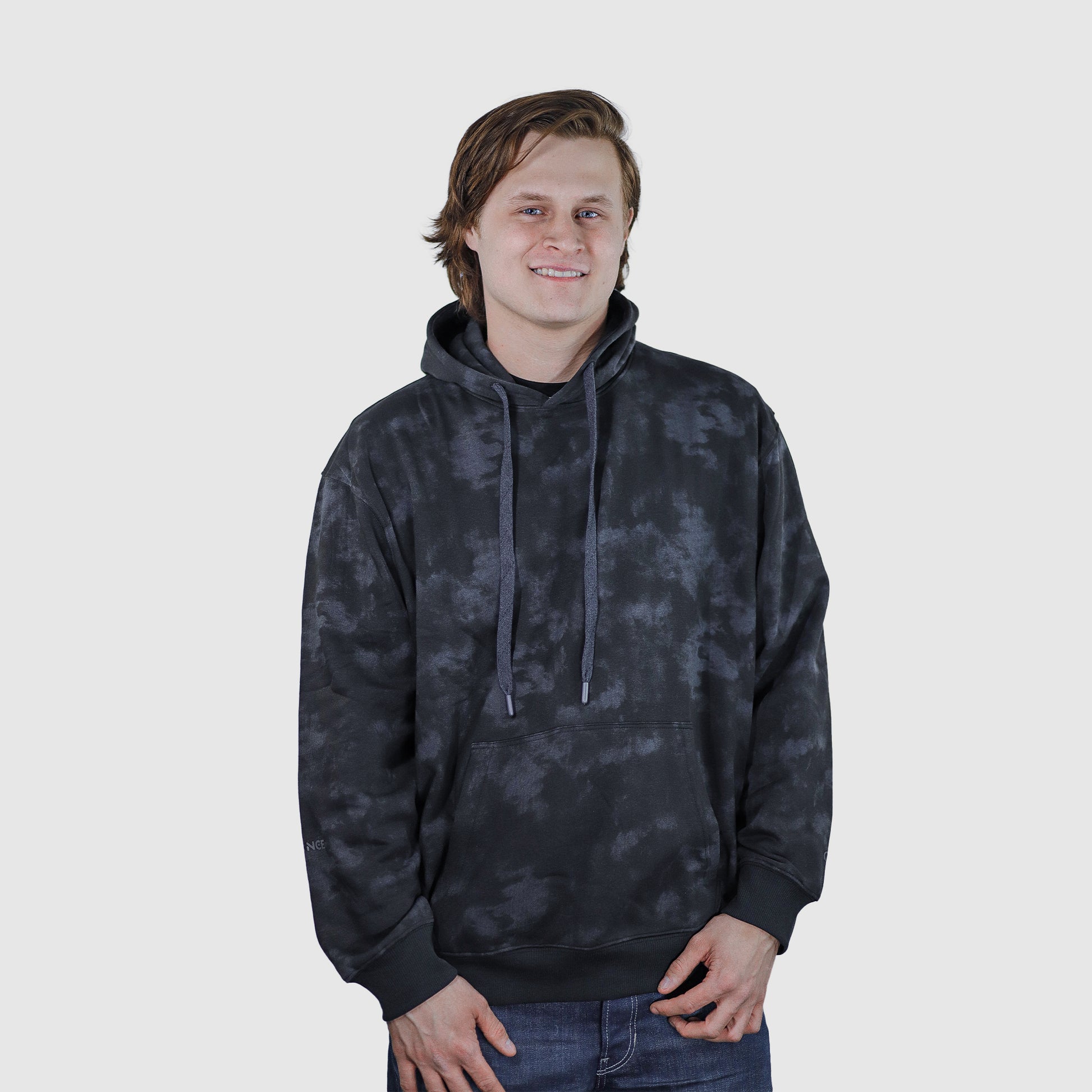 Black Camo Hoodie for Everyone Stylish Comfort in Any Setting